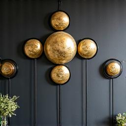 Nástěnná dekorace s fázemi měsíce