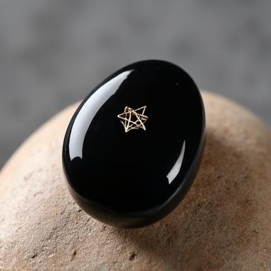 Amulet z onyxu proti negativní energii